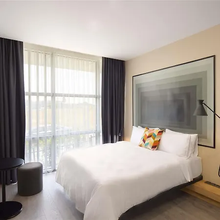 Hotel Ibis Airport